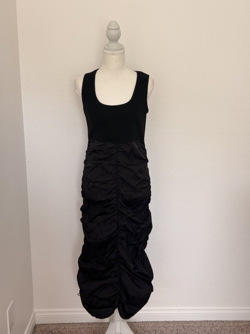 ✨ UNIF Black Ruched Parachute Midi Tank Dress ✨ Size Small